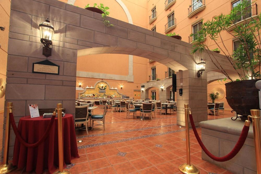 Holiday Inn Express Silao-Aeropuerto Bajio By Ihg Dış mekan fotoğraf