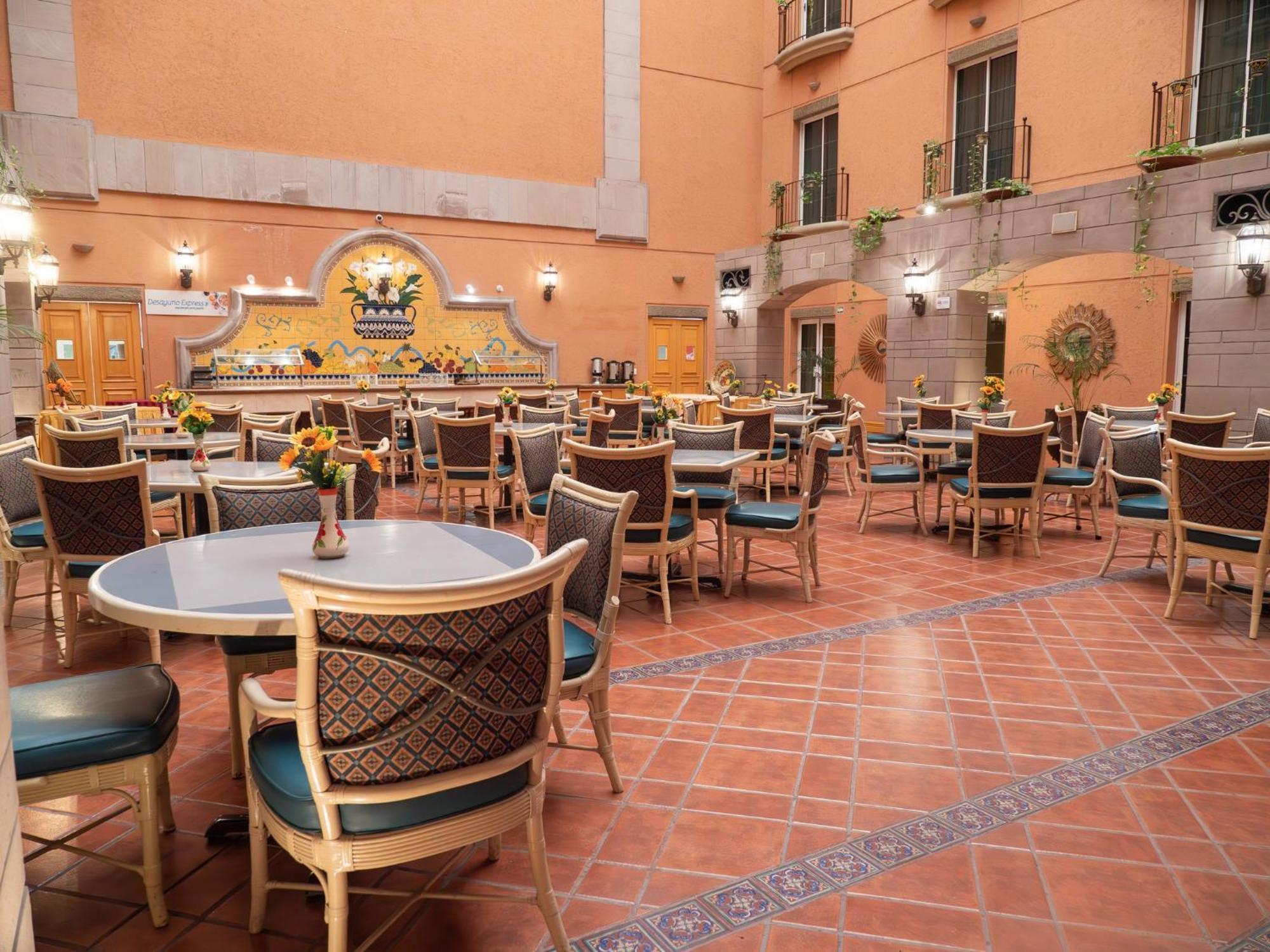 Holiday Inn Express Silao-Aeropuerto Bajio By Ihg Dış mekan fotoğraf