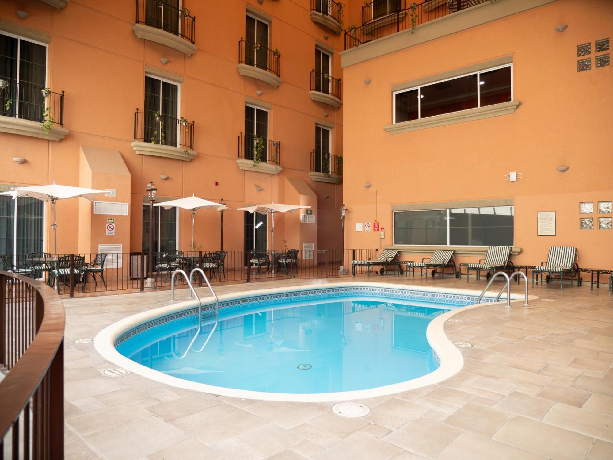 Holiday Inn Express Silao-Aeropuerto Bajio By Ihg Dış mekan fotoğraf
