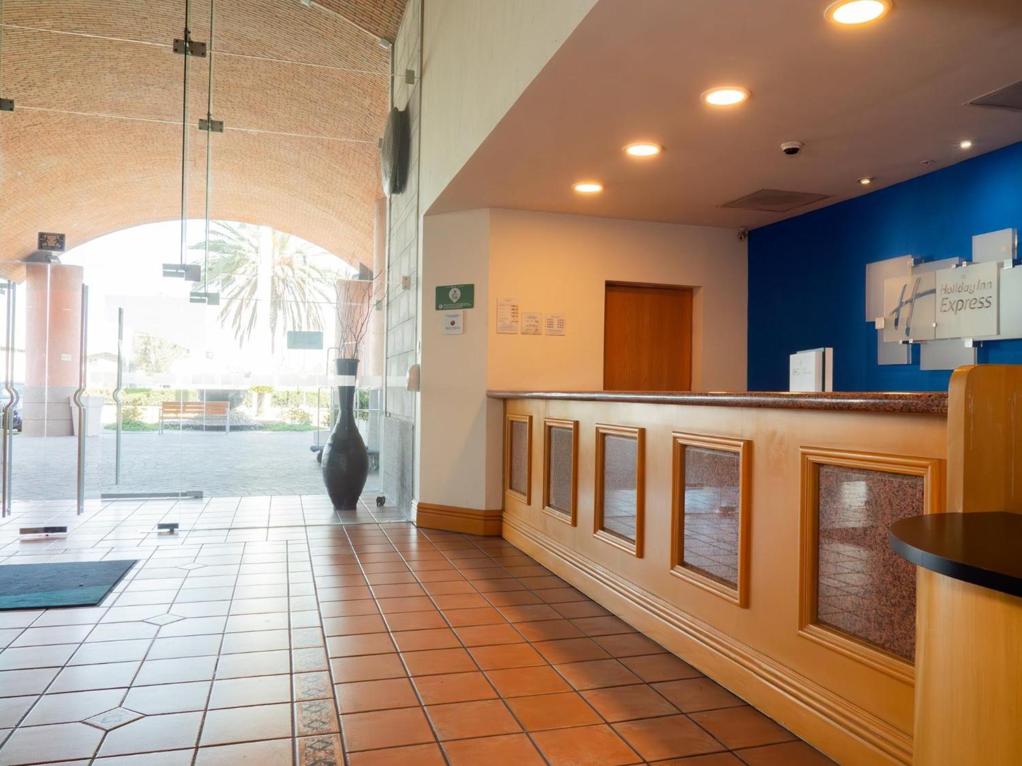 Holiday Inn Express Silao-Aeropuerto Bajio By Ihg Dış mekan fotoğraf