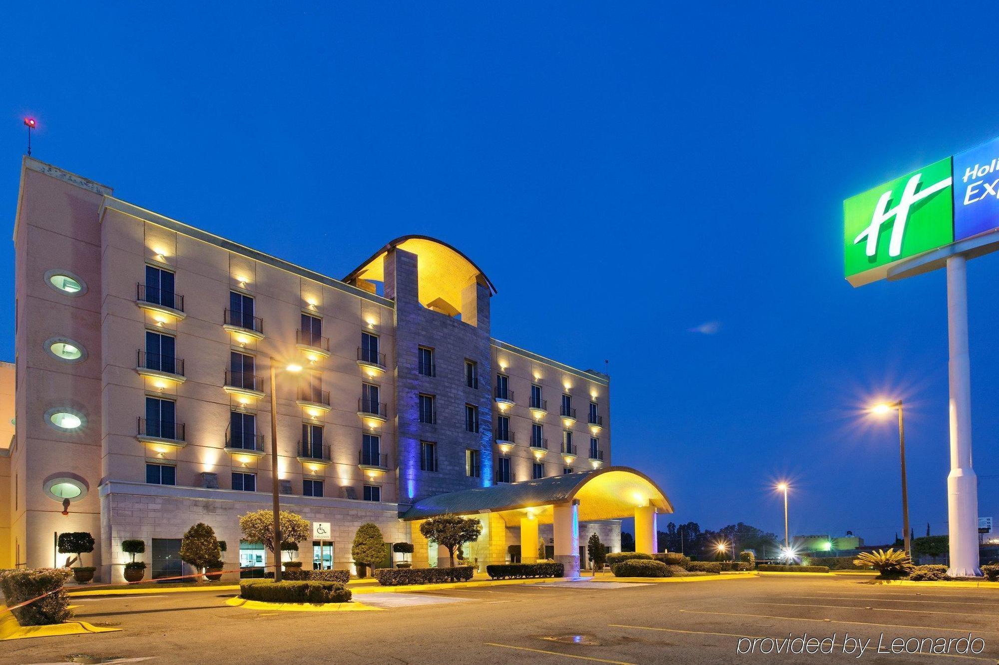 Holiday Inn Express Silao-Aeropuerto Bajio, An Ihg Hotel Dış mekan fotoğraf