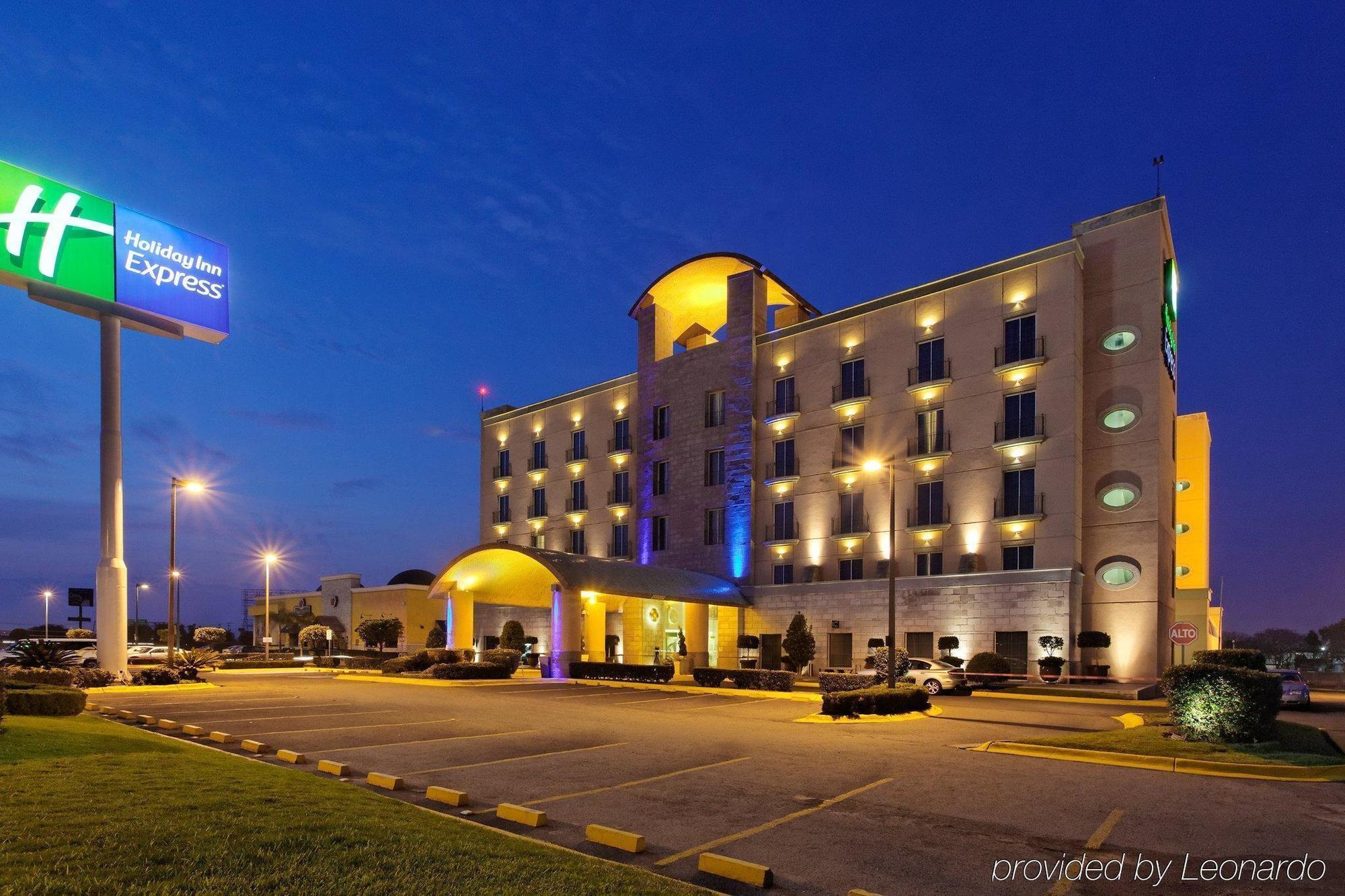 Holiday Inn Express Silao-Aeropuerto Bajio, An Ihg Hotel Dış mekan fotoğraf