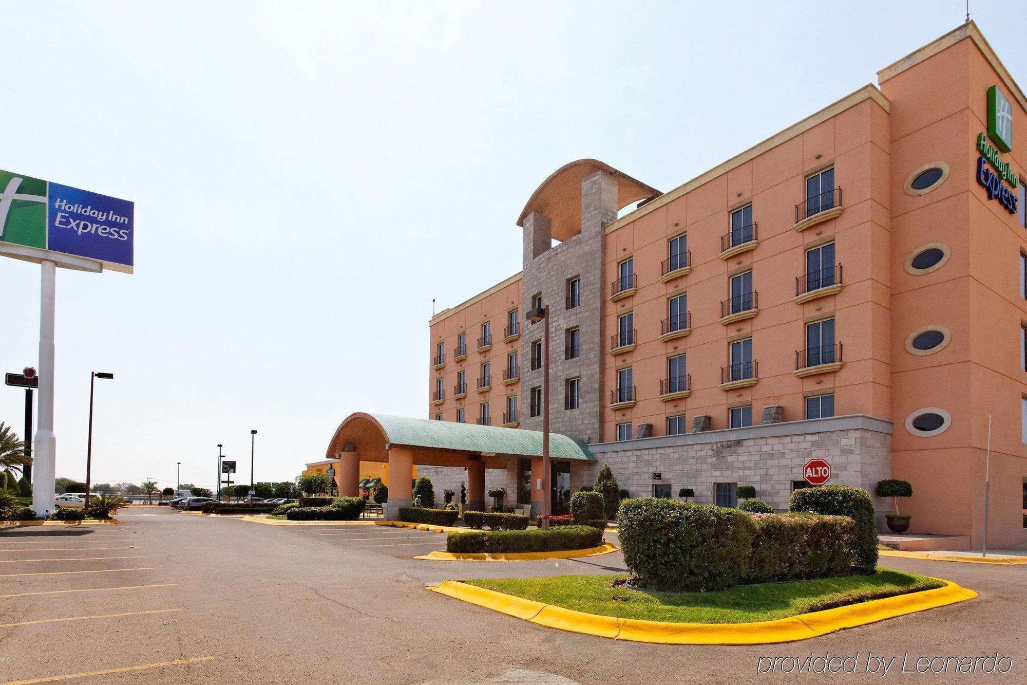 Holiday Inn Express Silao-Aeropuerto Bajio, An Ihg Hotel Dış mekan fotoğraf