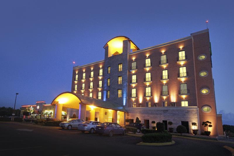 Holiday Inn Express Silao-Aeropuerto Bajio, An Ihg Hotel Dış mekan fotoğraf